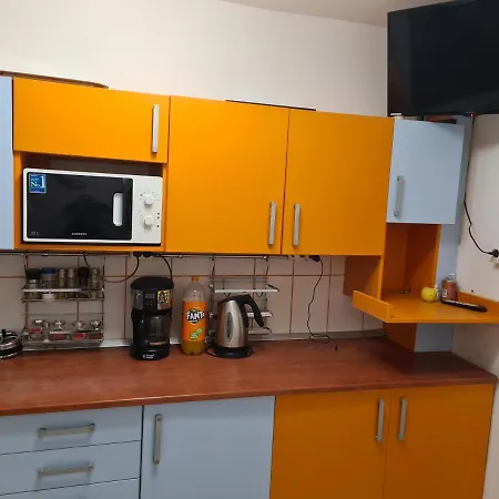 Apartament 4 Апартаменти *